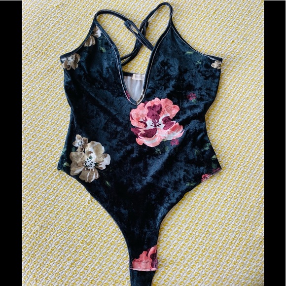 Nasty Gal Tops - Nasty gal body suit